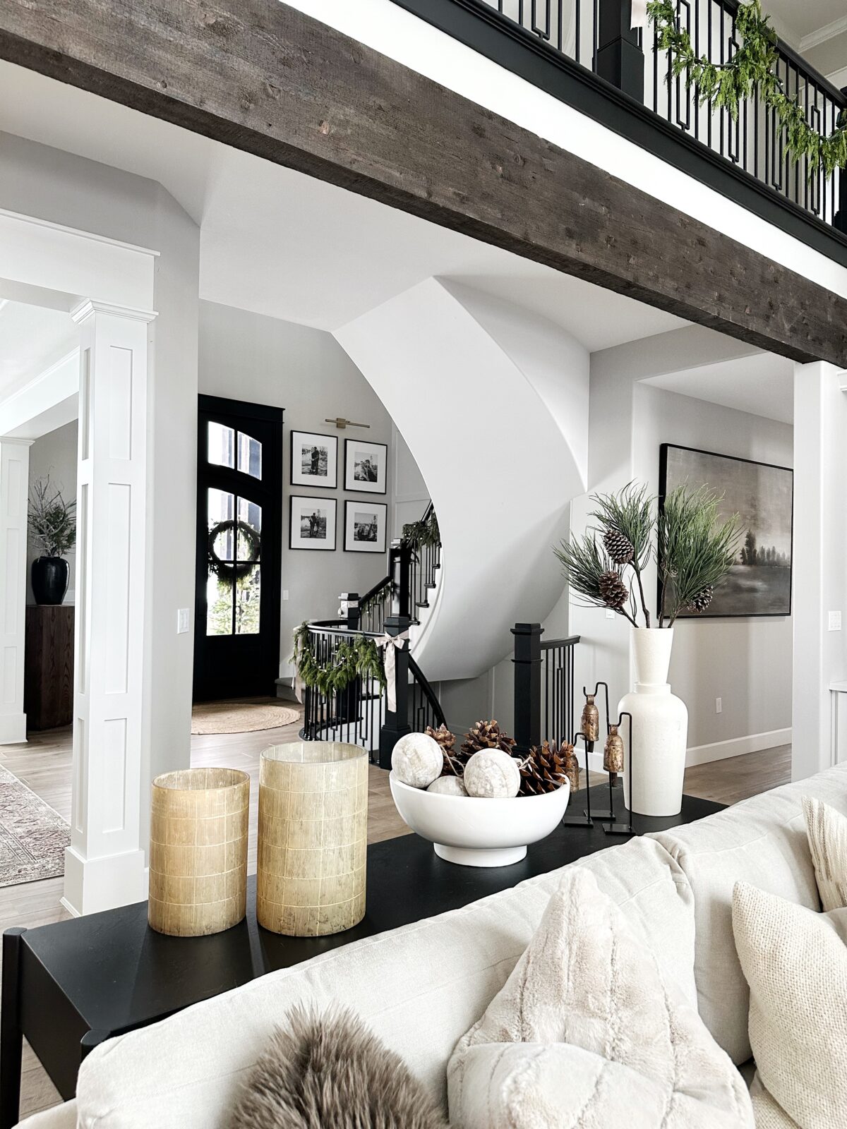 The Holiday Home Tour You've All Been Waiting For!